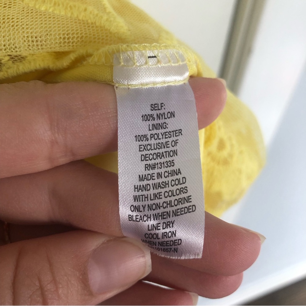 Socialite bright yellow lace mini dress sheer back v neck women’s size large - Picture 9 of 10